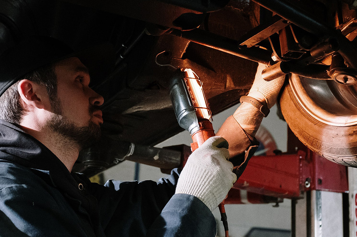 KFZ-Mechatroniker (m/w/d)